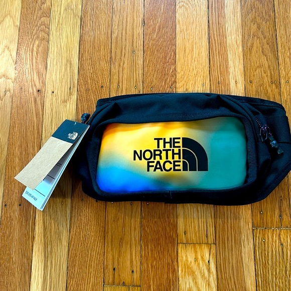 The North Face Handbags - The North Face Explore hip pack NWT